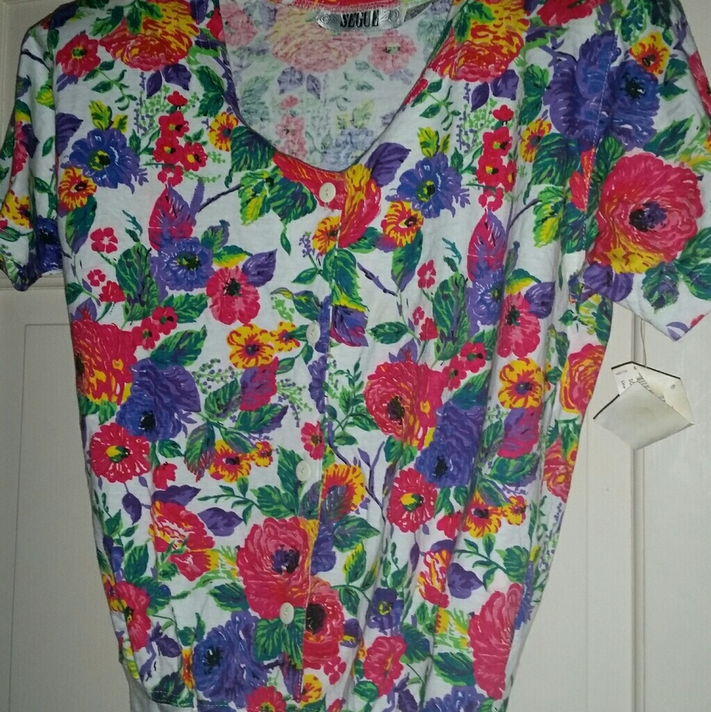 Segue Floral Button Blouse NWT Size Small